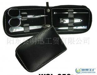 專業(yè)美容工具套裝 黑色拉鏈包指甲修護(hù)用具，廣告禮品優(yōu)選